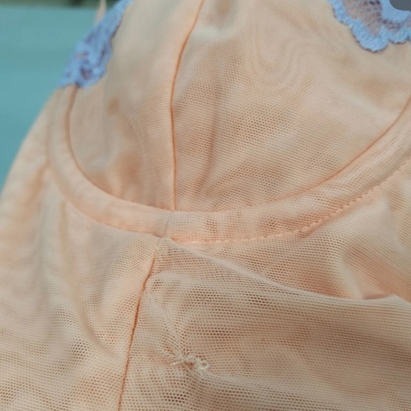 HOUSE OF CB 'Harper' Sorbet Lace Trimmed Mini Dress/Size XS REGULAR CUP - Picture 4 of 4